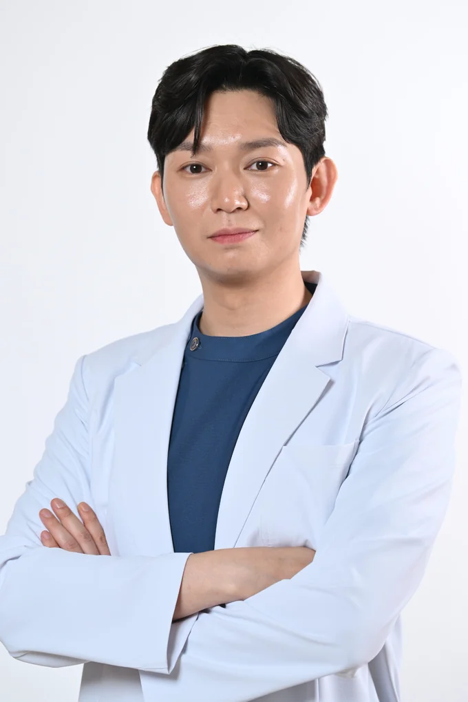 강남젠틀치과의원 김성호 대표원장 — 신논현역 강남 치과